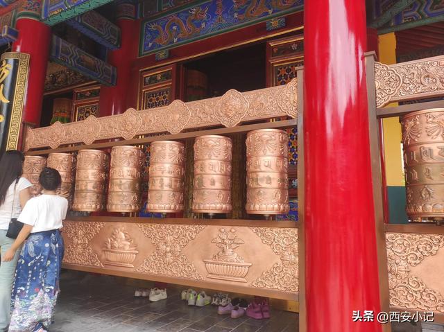 西安最值得一去的寺庙，不花钱却上香祈福全有，康熙乾隆亲笔题字