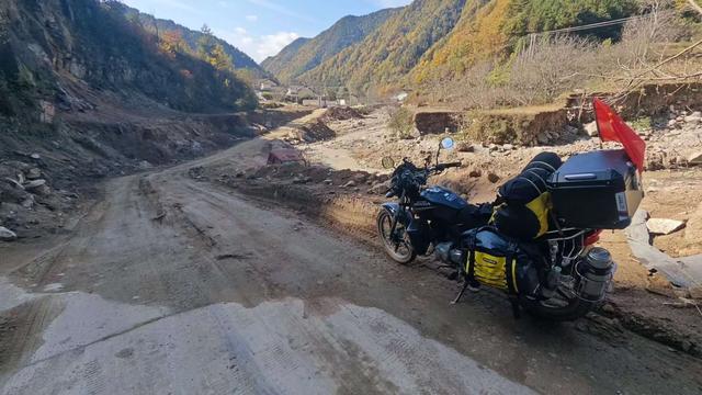 赏秋秦岭，摩旅商洛（12）白鹿原影视城、葛牌镇、文公岭、孝义园
