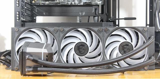 万元预算游戏主机配置：锐龙7-9700X+RTX5070Ti的完美组合