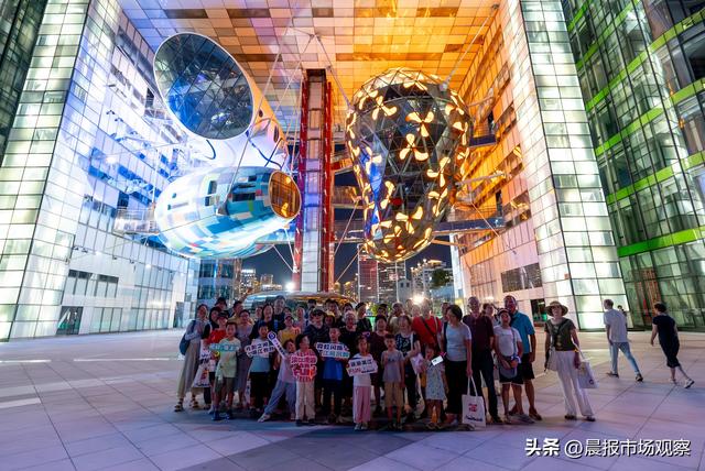 滨江漫游 夜趣FUN，上海滨江夜游活动点亮杨浦、虹口、黄浦滨江的魅力夜景