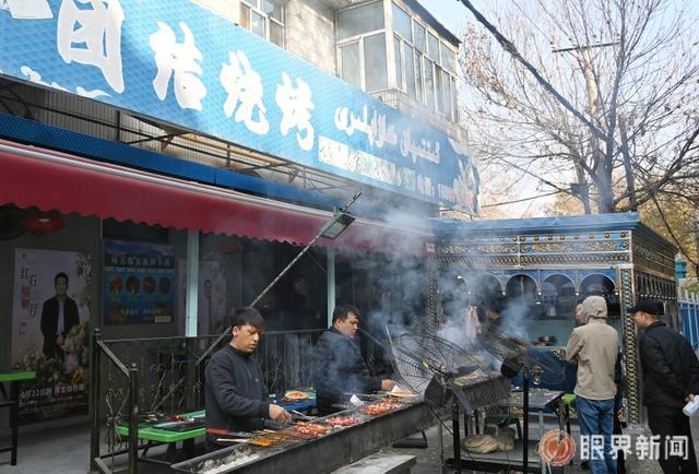 沉浸式打卡“红石榴”同款！这份乌鲁木齐Citywalk攻略，带你解锁剧中美食与烟火气