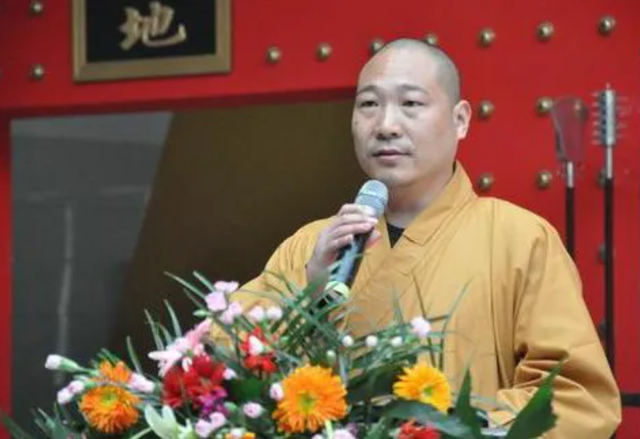 10年沉默，一朝反转！当年举报释永信的释延鲁，现在怎么样了？