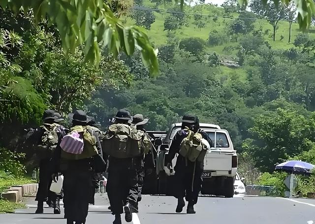 中方被请出山后，泰柬签字停火，柬埔寨首相夫人哽咽，只想要和平