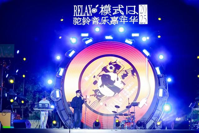 看演出、体验非遗、吃万人长寿面、听音乐会......在石景山从早玩到晚