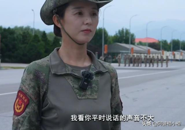 女兵领队王媛回家了！更多美照曝光，有3个孩子，老公晒合影庆祝