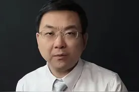 臧律师和女人发生争执，连续质问对方哪个部门，情绪失控疑似发怒图片
