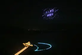 燃！万人星空演唱会激情开唱图片