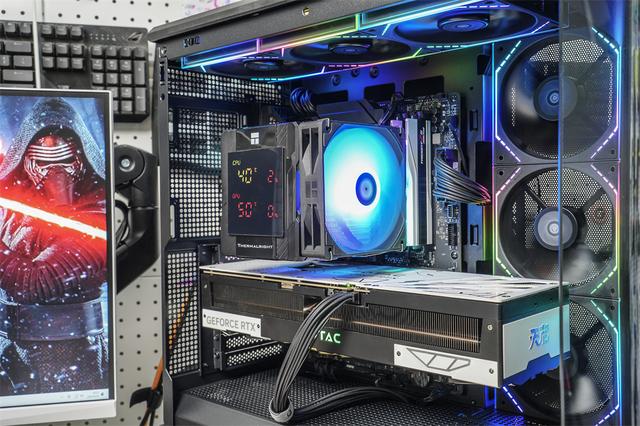 乔思伯D400无立柱曲面海景房+9950X3D+ROG B850-F+索泰5070Ti装机
