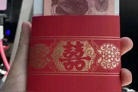 儿子女友第一次上门，我包10001红包，差点意外搅黄儿子婚事图片