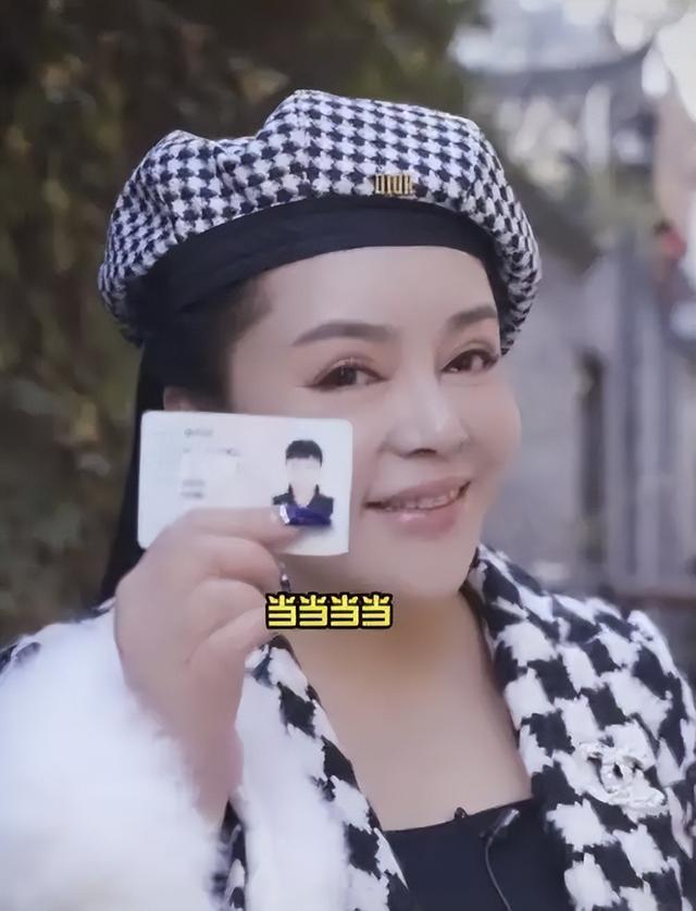 千百惠去世不到24小时，恶心一幕出现，死因曝光，儿子透露遗愿