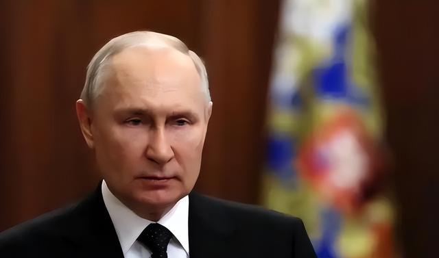 抢在特朗普开战前，普京政府通知美国，俄要保一人，中方也介入了