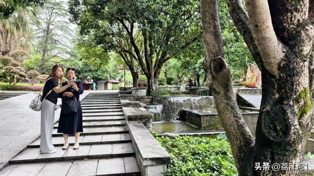 桂林：七星公园双节焕然一新