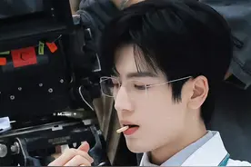 张凌赫，绝世美男子图片