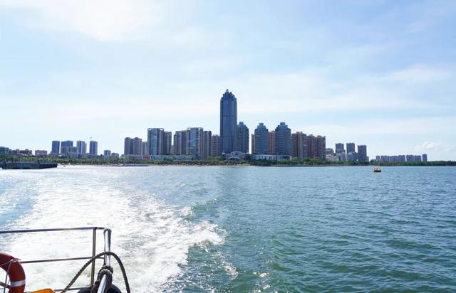 只要7元！一路打卡湛江地标！沉浸式体验→