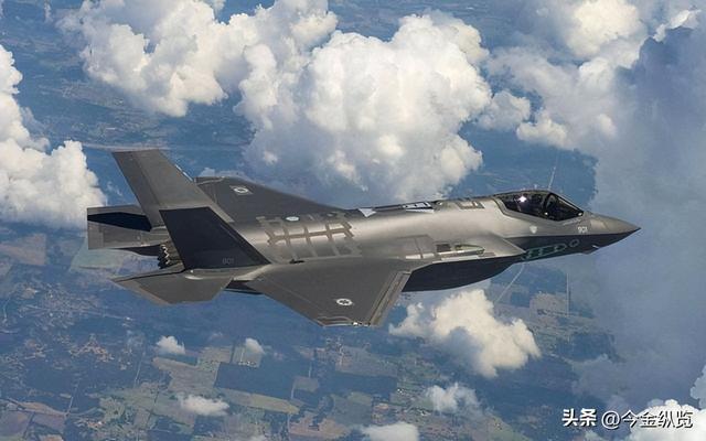 68公斤"幽灵"，美军AI战机获“千里眼”，全球空战规则恐将巨变！