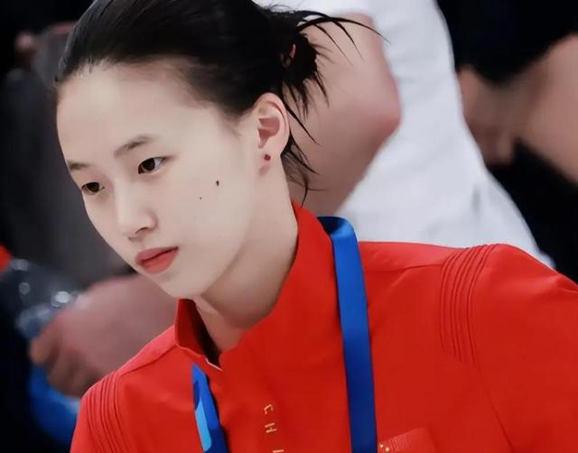 全运会夺冠1月后 陈芋汐接受专访