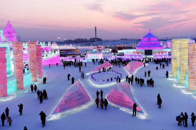 越冷越疯狂！冰雪旅游，凭啥成冬日顶流？