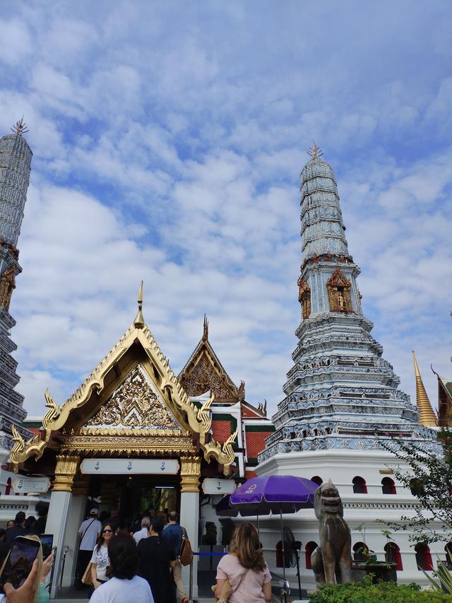 曼谷大皇宫：被鎏金与佛韵裹住的午后