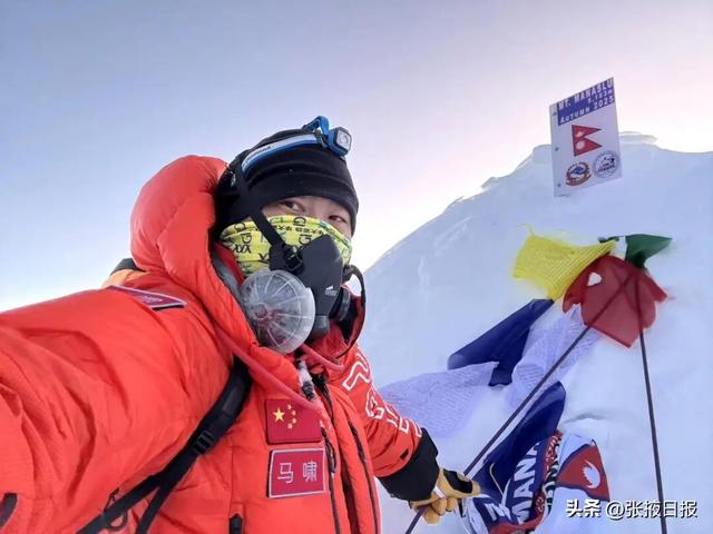 张掖两青年登上世界第八高峰马纳斯鲁峰