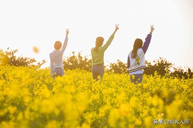 两性关系：征服一个中年女人，付出只是下策，“频繁越界”更管用