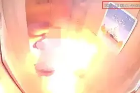 电动车电池进电梯后突然爆燃，致人死亡！车商被判赔偿上百万图片