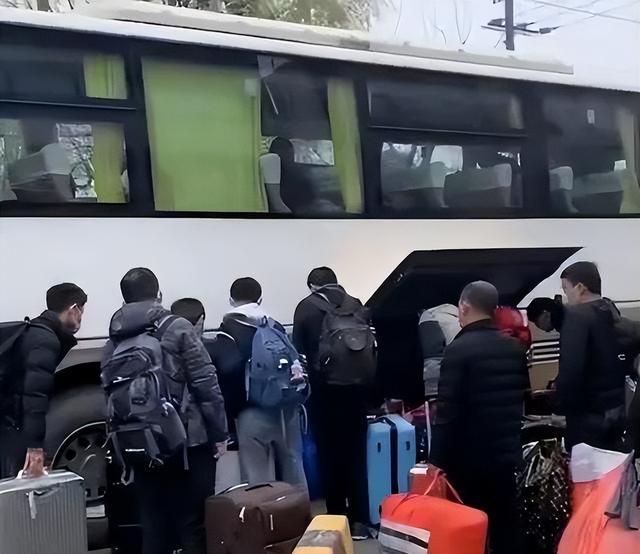 劳务派遣悄悄“改名“：不只是换称呼，更是用工模式的深层调整