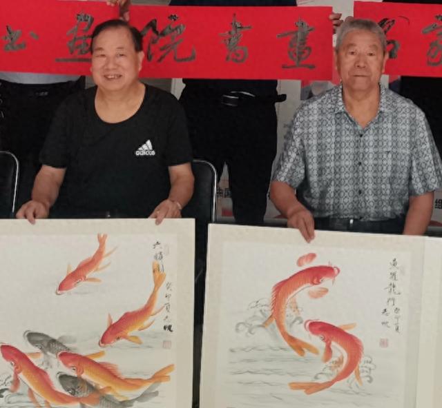 浓浓爱洒敬老院 殷殷情暖老人心