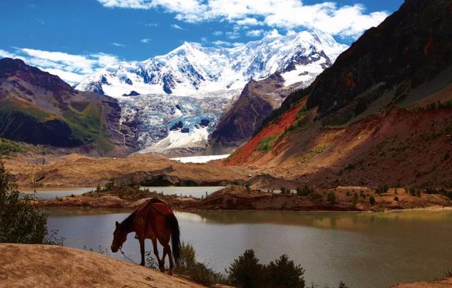 别再只盯着桃花了！林芝的雪山湖泊春天一样封神