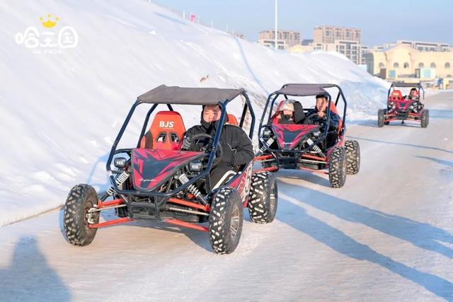 瞒不住了！嬉雪撒欢儿地+1，12.14 开嗨