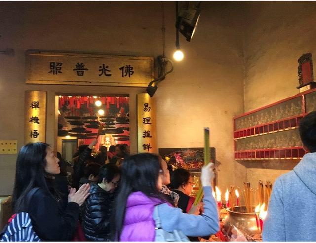 越扒越有！少林寺刚被调查，武当山也上了热搜，一个贪钱一个明抢