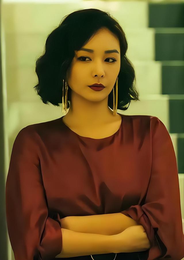长得千娇百媚，奈何有个糙汉名，这5位被名字拖累的女星，太可惜​