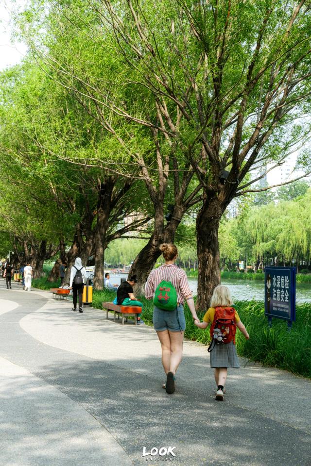 “亮马河,在北京会去一万次的地方”