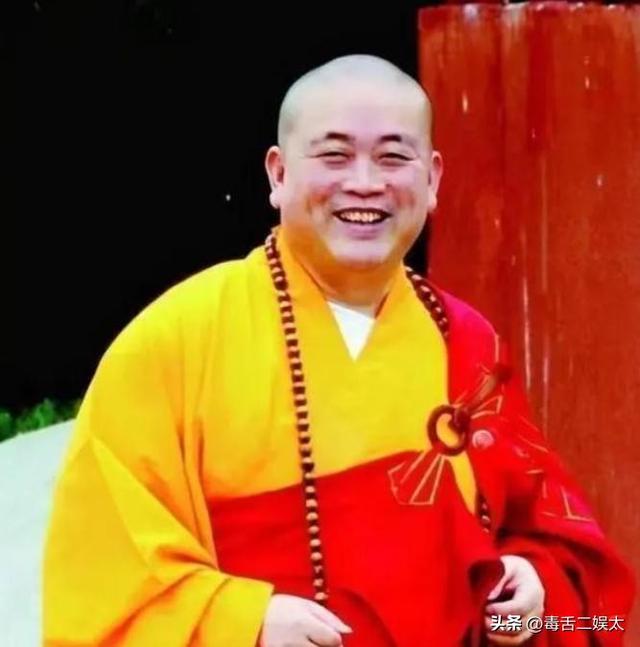 善恶到头终有报！少林寺新住持刚上任两天，恶心的一幕就出现了