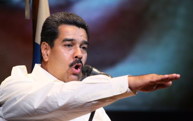 航母刚逼近，美军后路就被切断？马杜罗等到救兵，不是俄不是中国