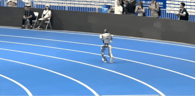 能跑、能跳、能拿奖！海淀机器人“狂飙”国际赛场→