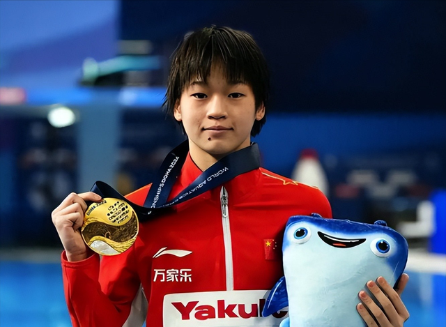 豪宅风波升级！专家建议拆除全红婵雕像，樊振东的话终于有人信了