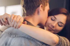 两性关系：肌肤之亲后，男人和女人都会变化，体现在这六点图片