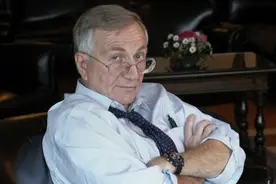 赫什爆料称乌克兰军方绕过泽连斯基，与俄方高级将领秘密和谈？图片