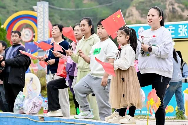 石楼泊河村国庆假期持续嗨! 20余项活动承包你的假期