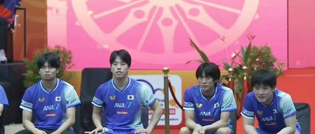 10月15凌晨亚锦赛！国乒惊天逆转，绝杀日本！张本智和彻底被打哑