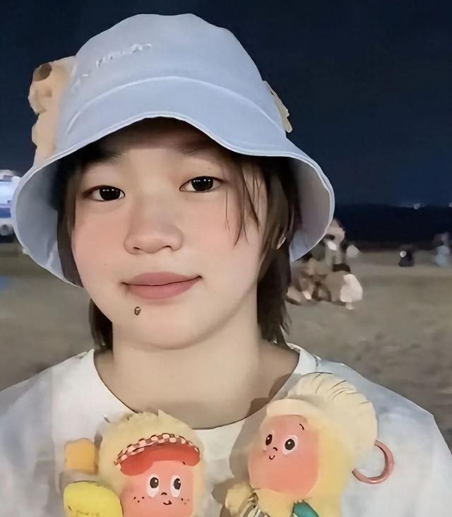 离春节仅1个月	，官媒高调官宣全红婵喜讯，原来郭晶晶真的没说错