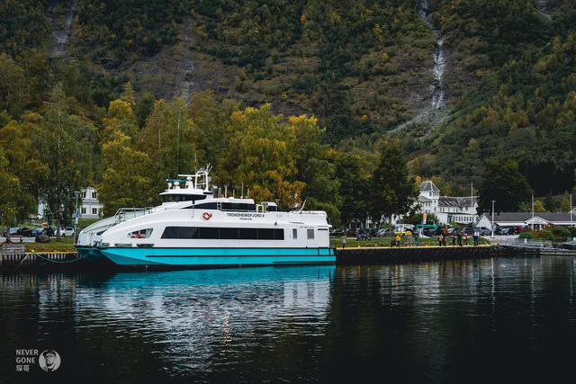 挪威秋韵，峡湾森境