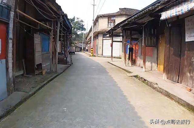 成都被冷落的古场镇，停留在70年前，附近美食诱人被严重低估！