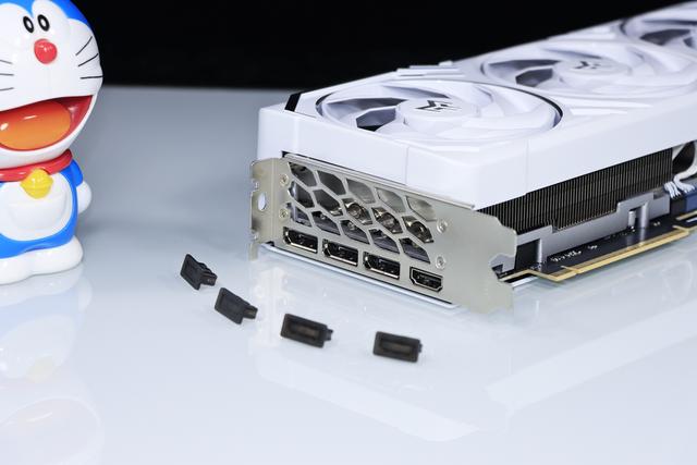 9800X3D + 影驰 RTX 5080 金属大师 畅享千帧！奉上便携 AI 攻略
