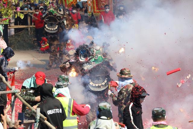攻狮子、大巡游……元宵节，来德庆狂欢一整日！