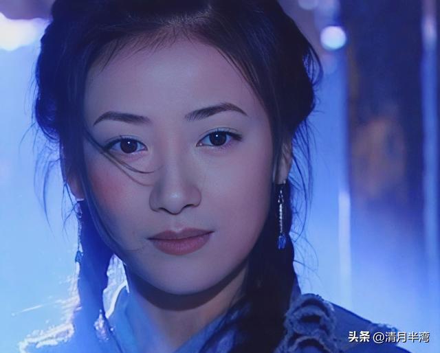 再看03版《倚天屠龙记》：得亏是她演赵敏，不然真压不住这群绝色