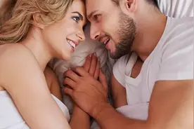 现代社会现象，非夫妻关系的男女自愿同居，查到后怎么办？图片