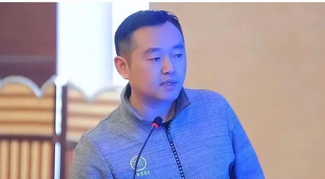 细思极恐？国乒陈年旧事：孔令辉赌场被设局，樊振东房间如何进人