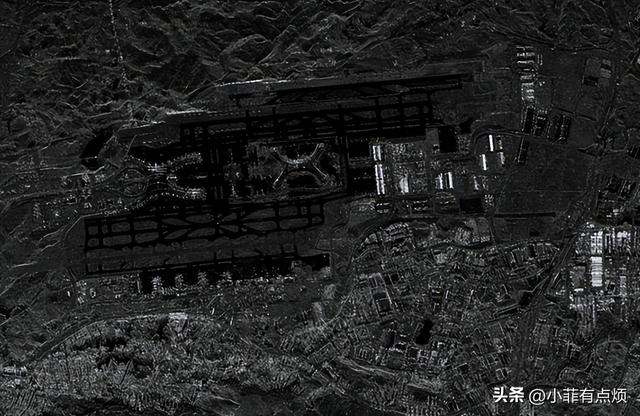 技不如人？中美卫星拍对方航母，美国的一清二楚，为啥中国很模糊