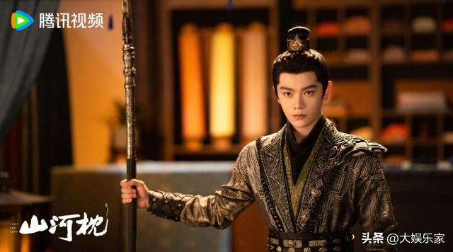 腾讯2025角色人气榜：迪丽热巴不敌赵露思只排第5，冠军竟是他